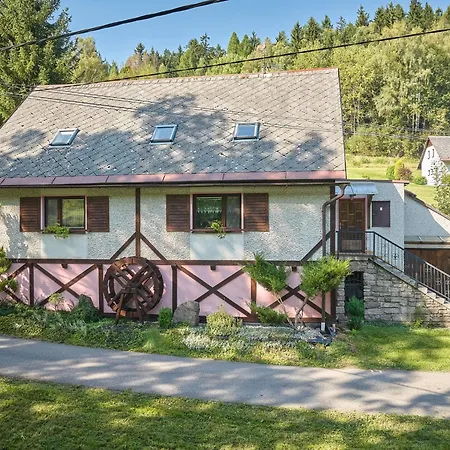 U Hronova-2 By Interhome דירה Chlivce