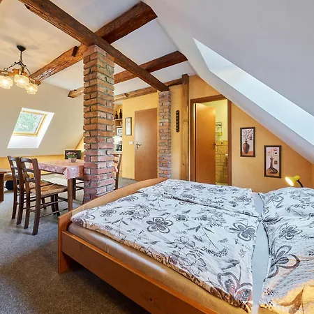 U Hronova-2 By Interhome * Chlivce