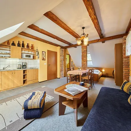 U Hronova-2 By Interhome